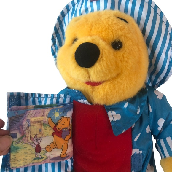 Vtg Winnie The Pooh Bear Read N Cuddle Toy Plush Blue Raincoat Colorful Day Book - Picture 9 of 14